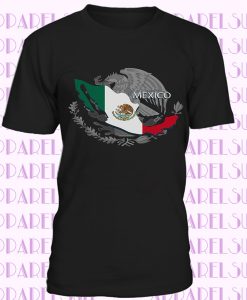 Mexican-flag-background-with-map DaliaHands Men's T-Shirt