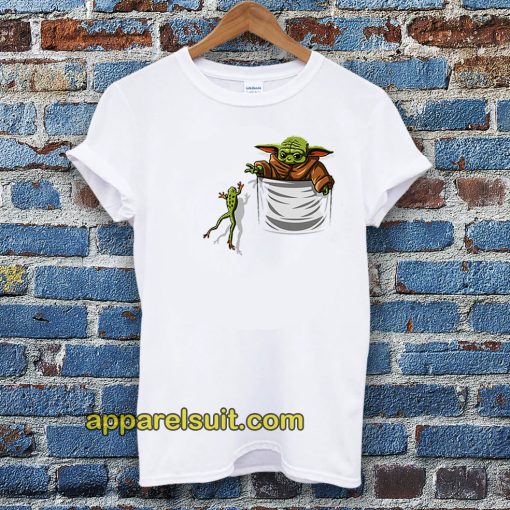 Pocket Baby Yoda Hunting Frog Star Wars T-Shirt