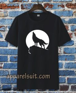 Howling wolf silhouette and full moon T-shirt