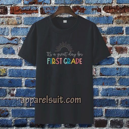 First Grade Teacher Short Sleeve T-shirt TPKJ3